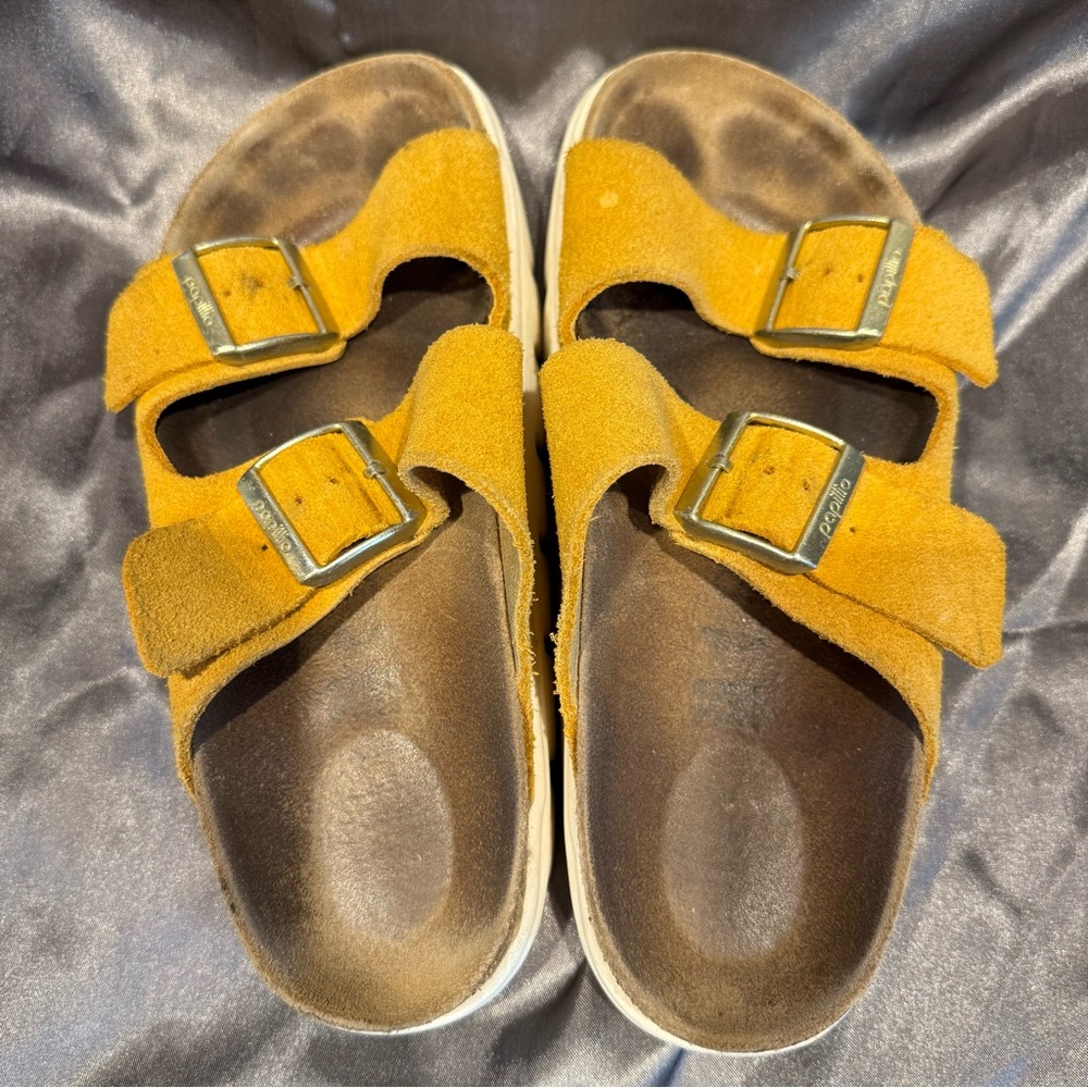 Birkenstock Papillio size 38 Suede Arizona Platform Sandals Gold Buckles w/ box - Picture 3 of 12